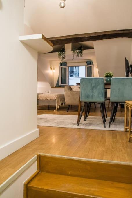 Appartamento Spacious In Hyper Center - Smart Tv & Wifi - 4p *